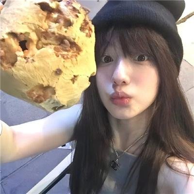 我的同桌是校花
